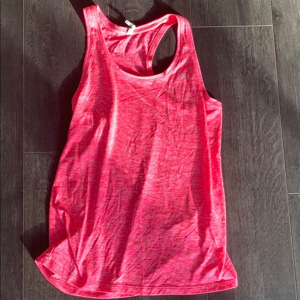 Adorable tank top!